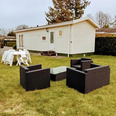 Chalet De Putter In Putten